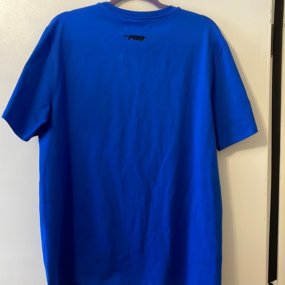 New York Knicks Size Large T Shirt. Brand New. - Picture 8 of 8